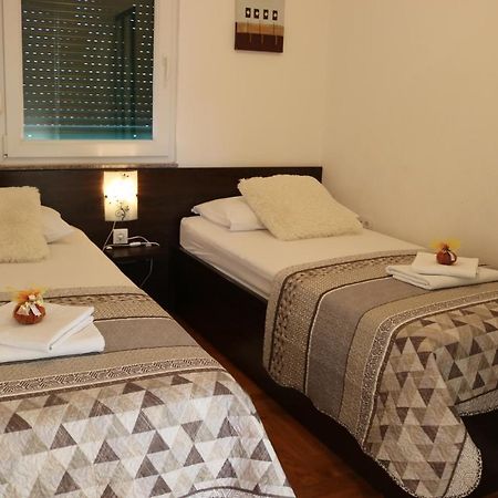 Apartments Marina فوديس المظهر الخارجي الصورة