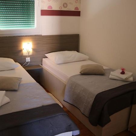 Apartments Marina فوديس المظهر الخارجي الصورة
