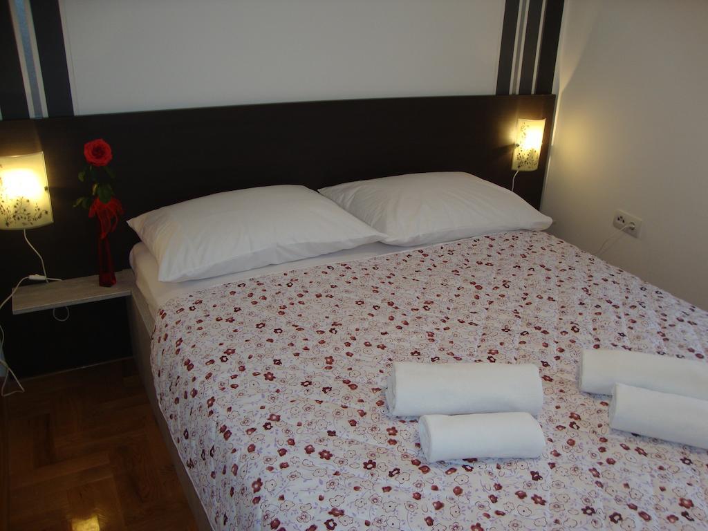 Apartments Marina فوديس المظهر الخارجي الصورة