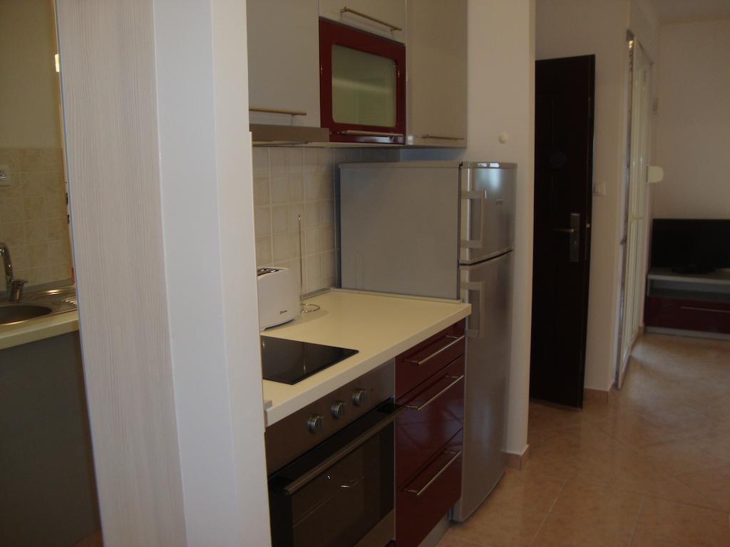 Apartments Marina فوديس المظهر الخارجي الصورة