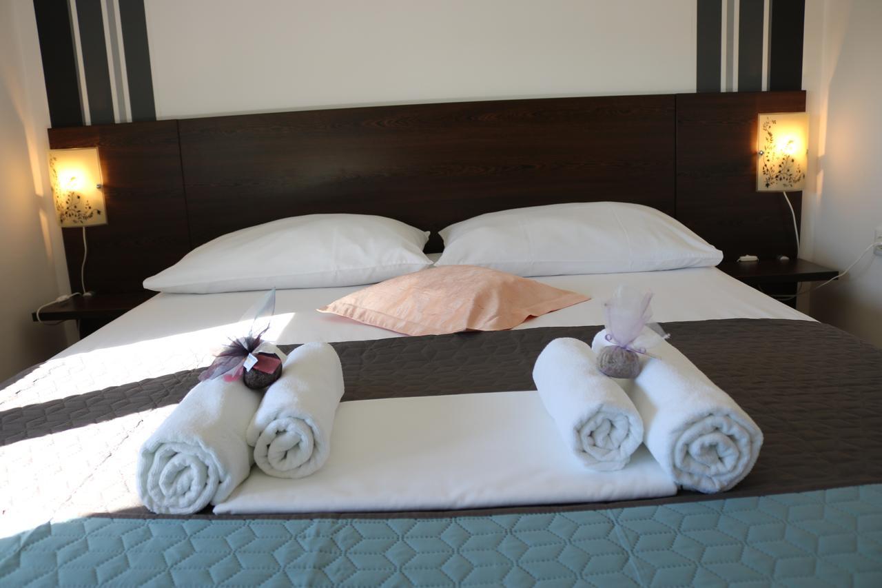 Apartments Marina فوديس المظهر الخارجي الصورة